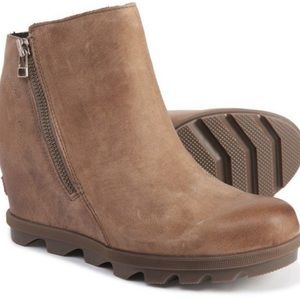 Sorel Jane of Arc wedges
